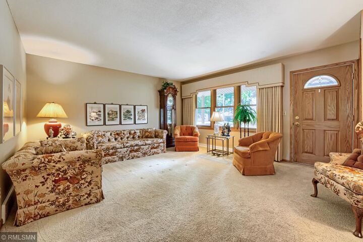 Property Photo:  501 17th Street E  MN 55033 