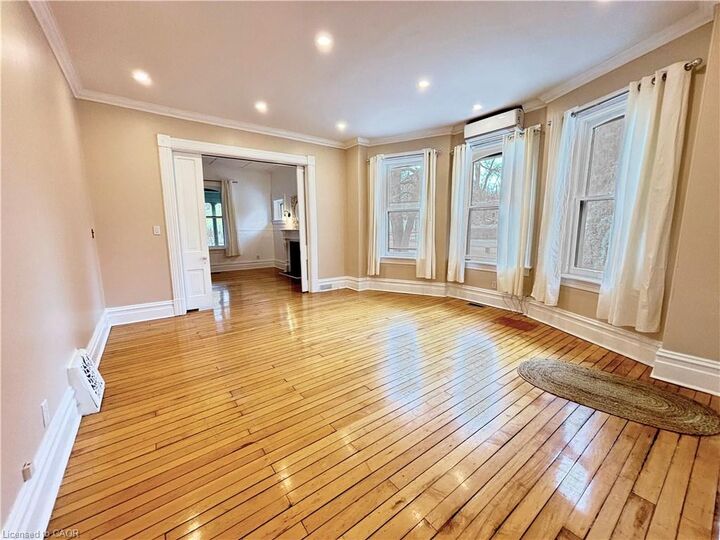 Property Photo:  40-42 Blenheim Road 42A  ON N1S 1E6 