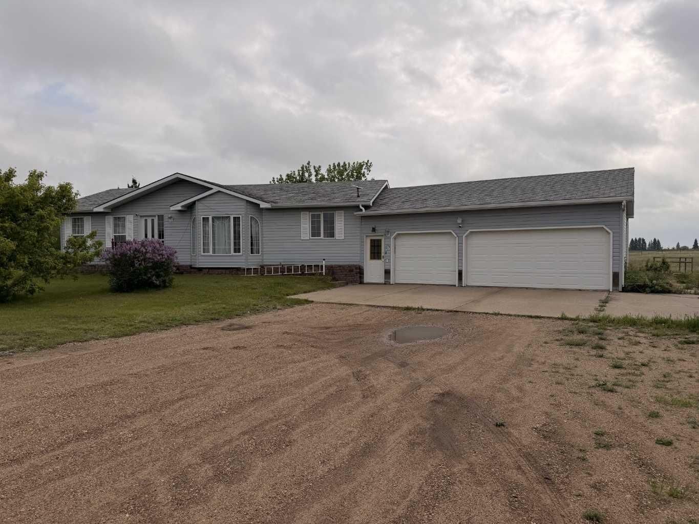 Property Photo:  Combs Drive 18  AB T9W 1A6 