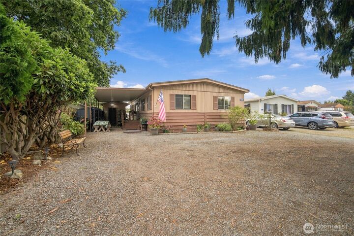 Property Photo:  319  Laird Place  WA 98233 
