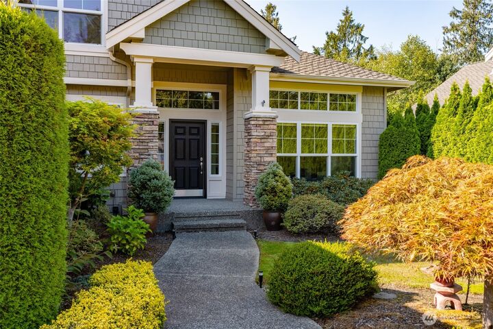Property Photo: 4701 Parkview Lane WA 98274