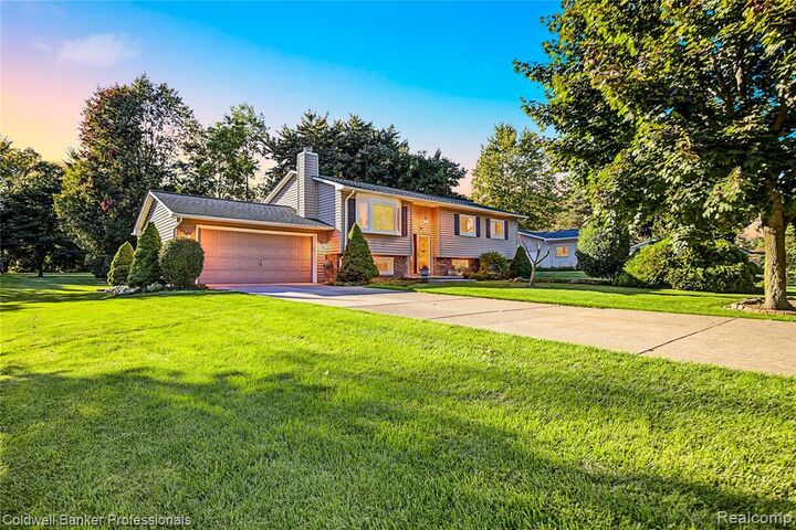 Property Photo: 2790 Walbridge Road MI 48307