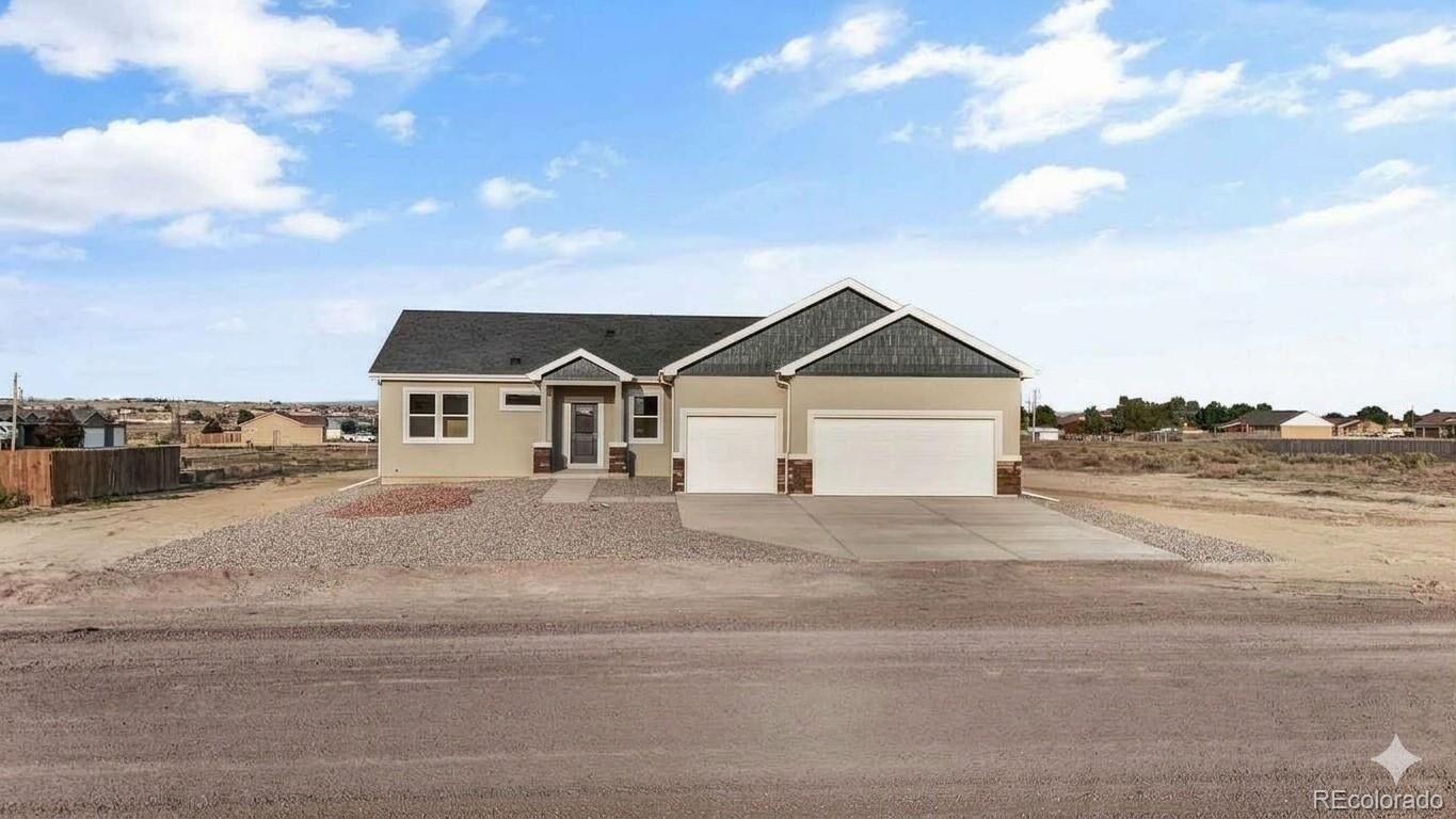 Property Photo:  254 S Meriweather Drive  CO 81007 
