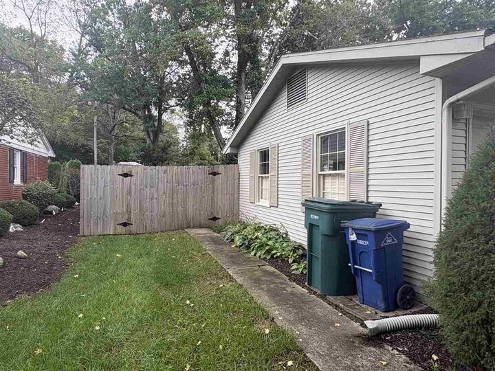 Property Photo:  229 S 28th Street  IN 47374 