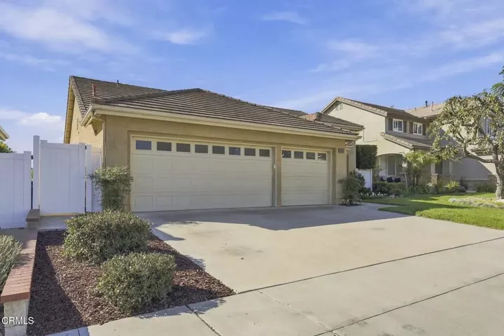 Property Photo: 7696 Hermosa Street CA 93004
