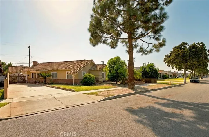 Property Photo: 9716 Washington CA 90660