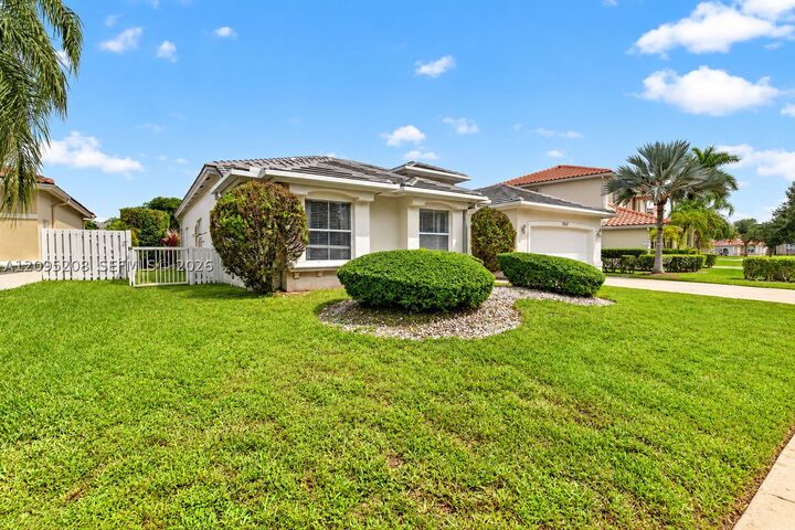 Property Photo: 19367 NW 23rd St FL 33029