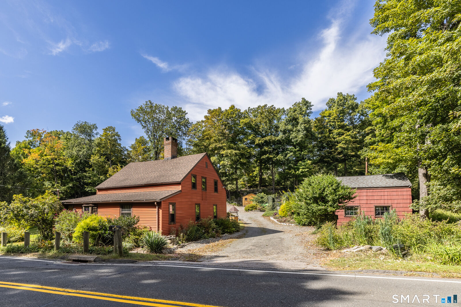 Property Photo:  83 Pepper Street  CT 06468 