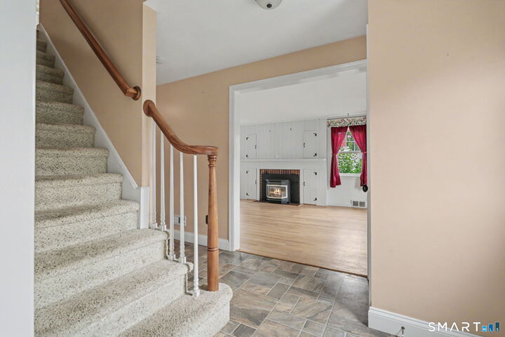 Property Photo:  100 Brenair Terrace  CT 06615 