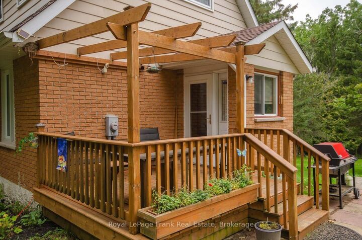Property Photo:  15032 Telephone Road  ON K0K 1H0 