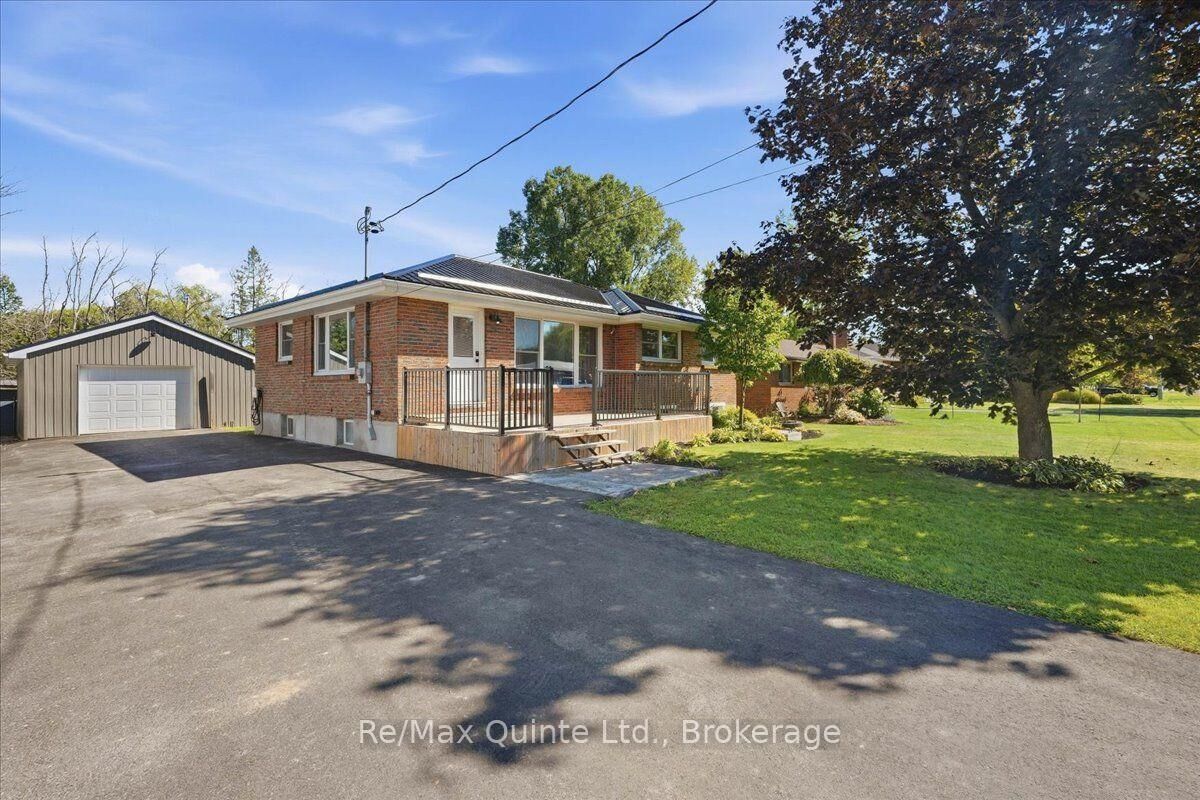 Property Photo: 70 Ashley Street ON K0K 2B0