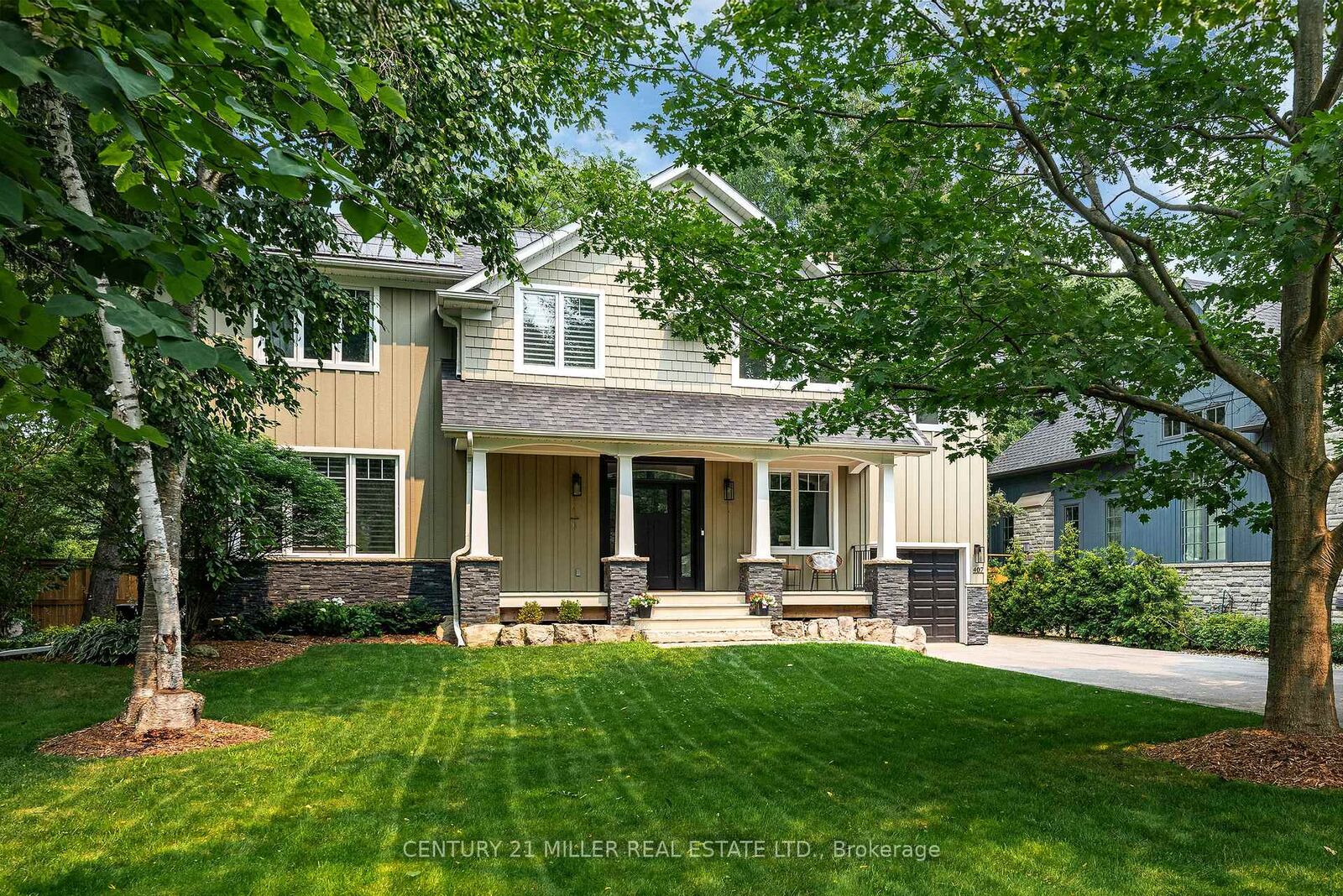 Property Photo: 407 Maple Grove Drive ON L6J 4V8