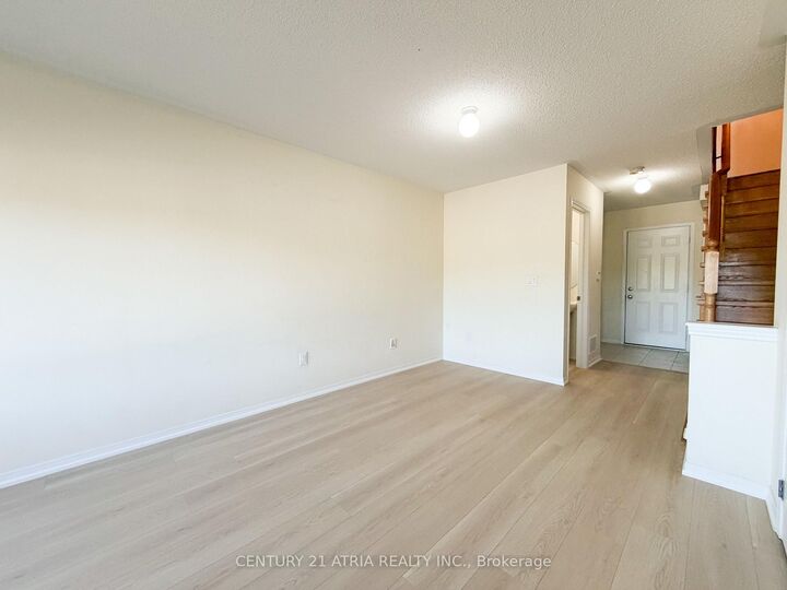 Property Photo:  5295 Major Mackenzie Drive E  ON L6C 0N3 