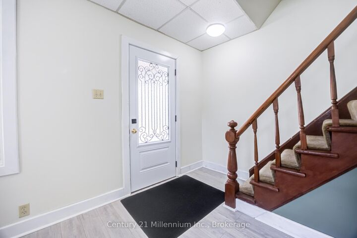 Property Photo: 411 Taylor Street ON N0H 2T0