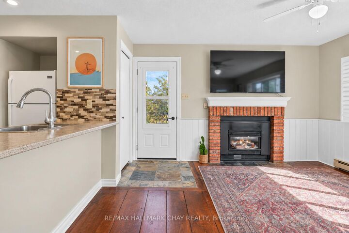 Property Photo:  19 Dawson Drive 53  ON L9Y 5B4 