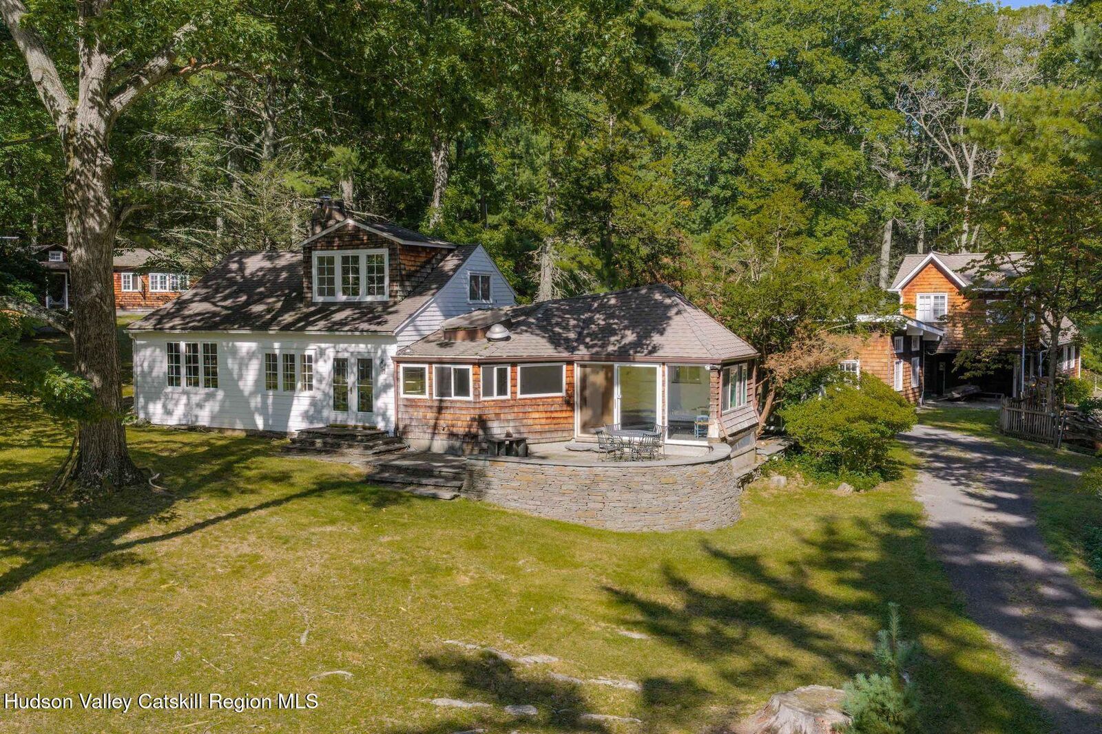 Property Photo:  2673 Glasco  NY 12498 