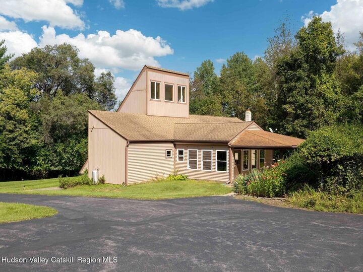 Property Photo: 33 Reservoir NY 12542