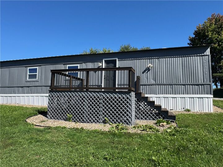 Property Photo:  1858 Shenango Rd  PA 16157 