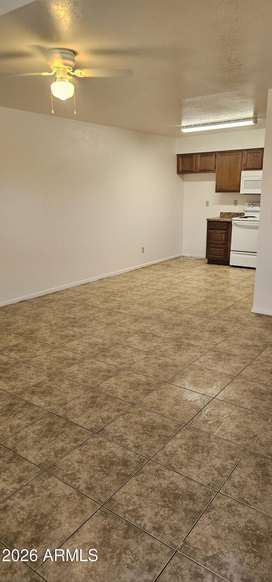 Property Photo:  6148 E Greenway Street 3  AZ 85205 