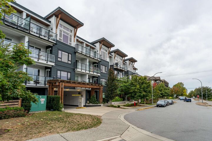 Property Photo:  22136 49 Avenue 101  BC V3A 0M8 