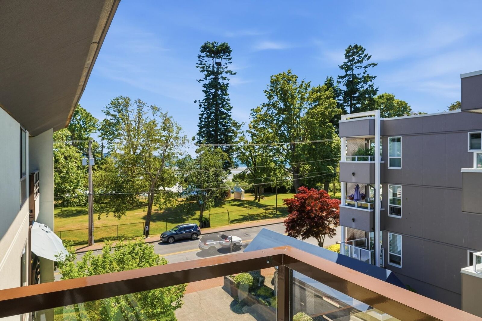 Property Photo:  15747 Marine Drive 303  BC V4B 1E4 