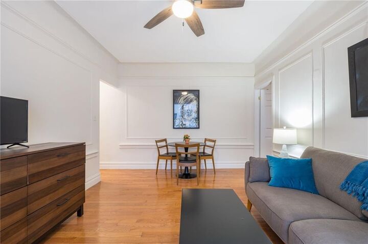 Property Photo:  77 Eastern Parkway 2D  NY 11238 