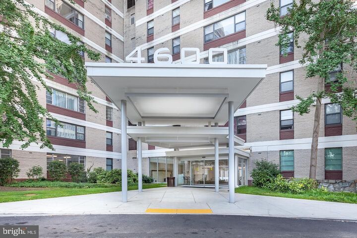 Property Photo: 4600 Duke Street 413 VA 22304