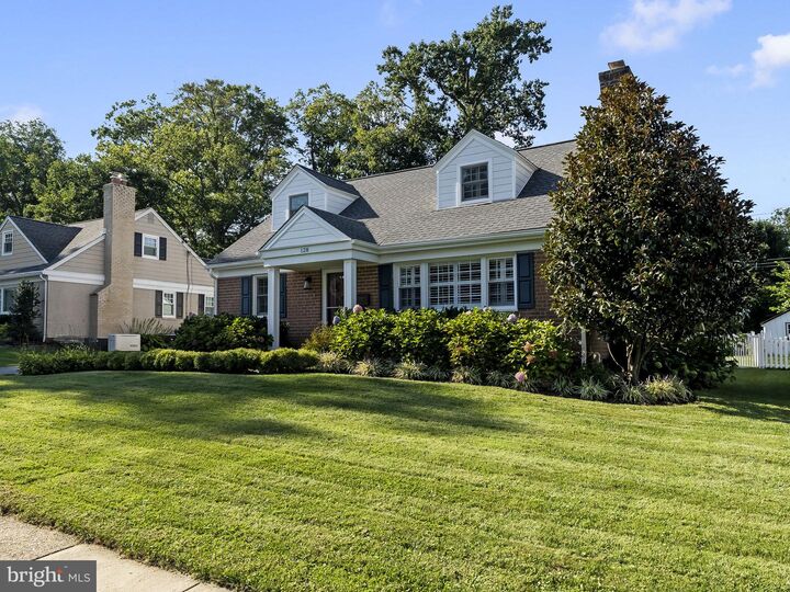 Property Photo:  128 Rodney Circle  PA 19010 