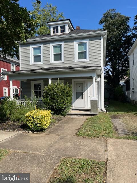 Property Photo:  807 Wolfe Street  VA 22401 