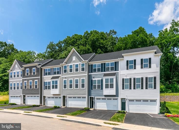 Property Photo:  31 Rail Yard Drive  PA 17025 