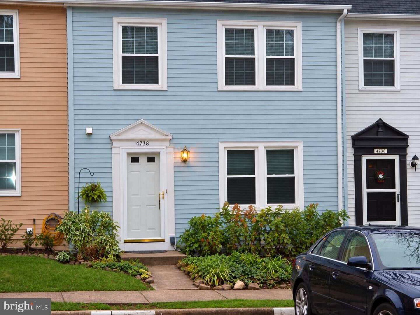Property Photo:  6264 Hillside Road  VA 22152 