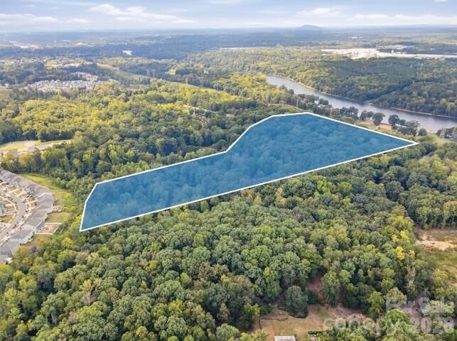 Property Photo:  1626 Hart Road  NC 28214 