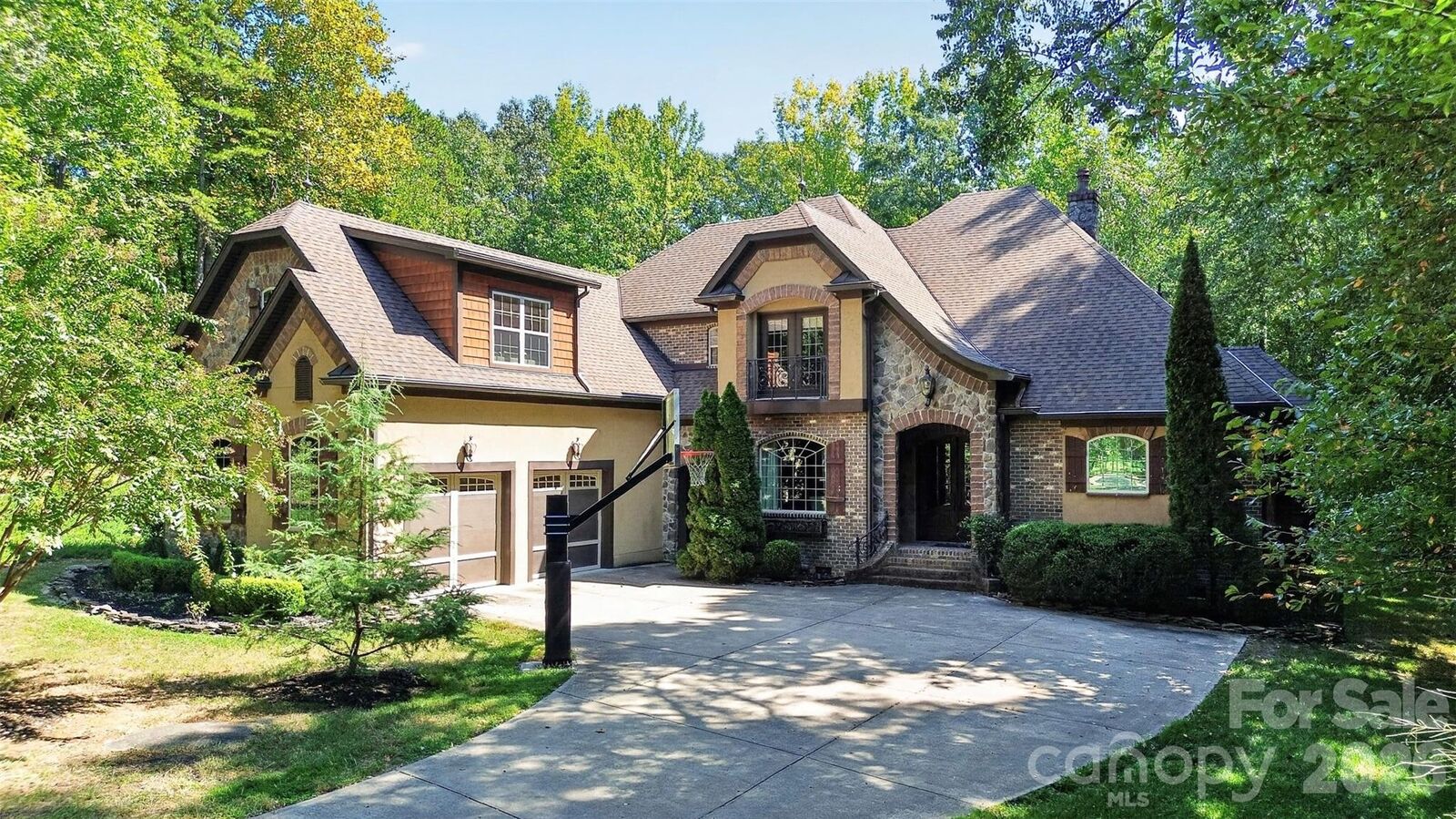 Property Photo:  6031 Greystone Drive  NC 28104 