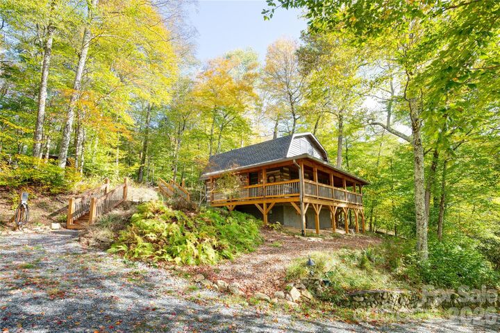Property Photo:  963 El Miner Drive  NC 28754 
