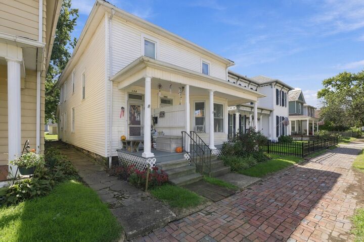 Property Photo: 128 Union Street OH 43130