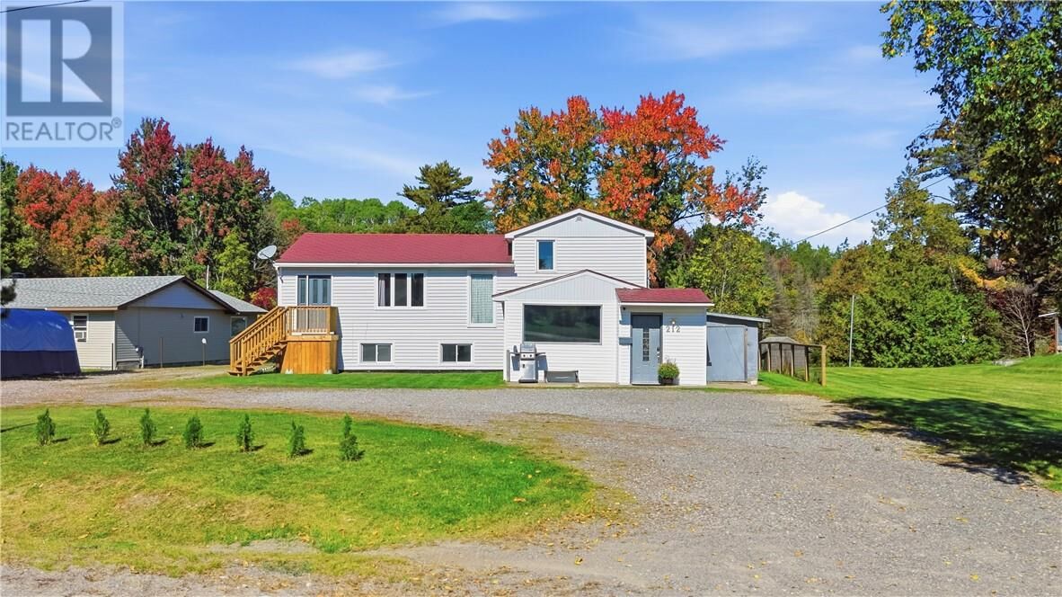 Property Photo:  212 Riverside Drive W  ON P0M 1R0 