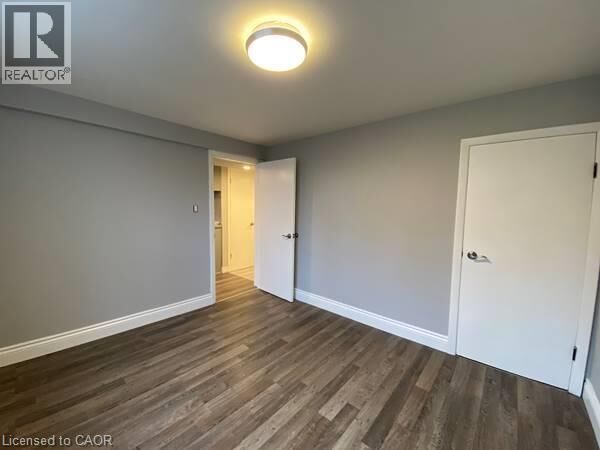 Property Photo:  192 Allen Street East 1  ON N2J 1K1 