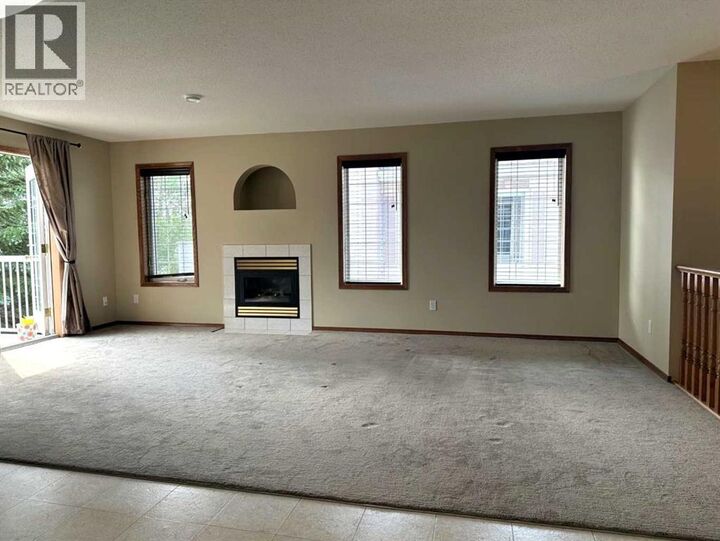 Property Photo:  32 Daines Avenue  AB T4R 2Z5 