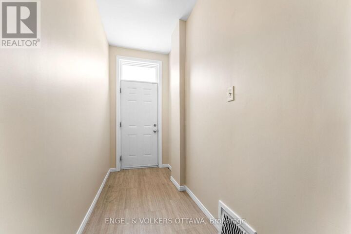 Property Photo:  502 Gladstone Avenue 1  ON K1R 5P1 