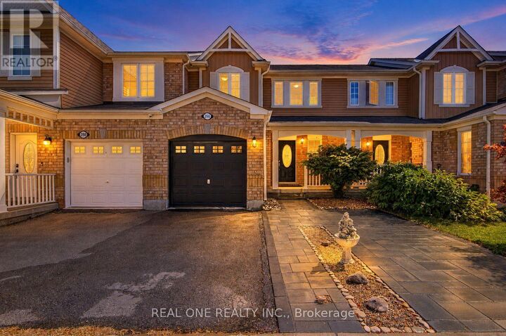Property Photo:  266 Woodley Crescent  ON L9T 8C4 