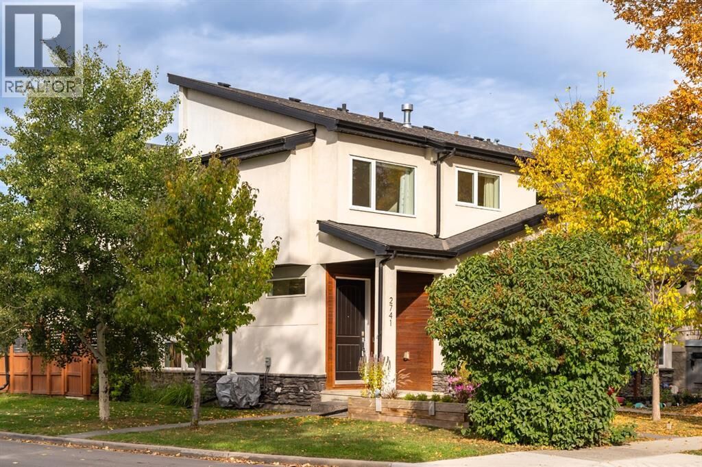Property Photo:  2741 16A Street Southeast  AB T2G 3T3 