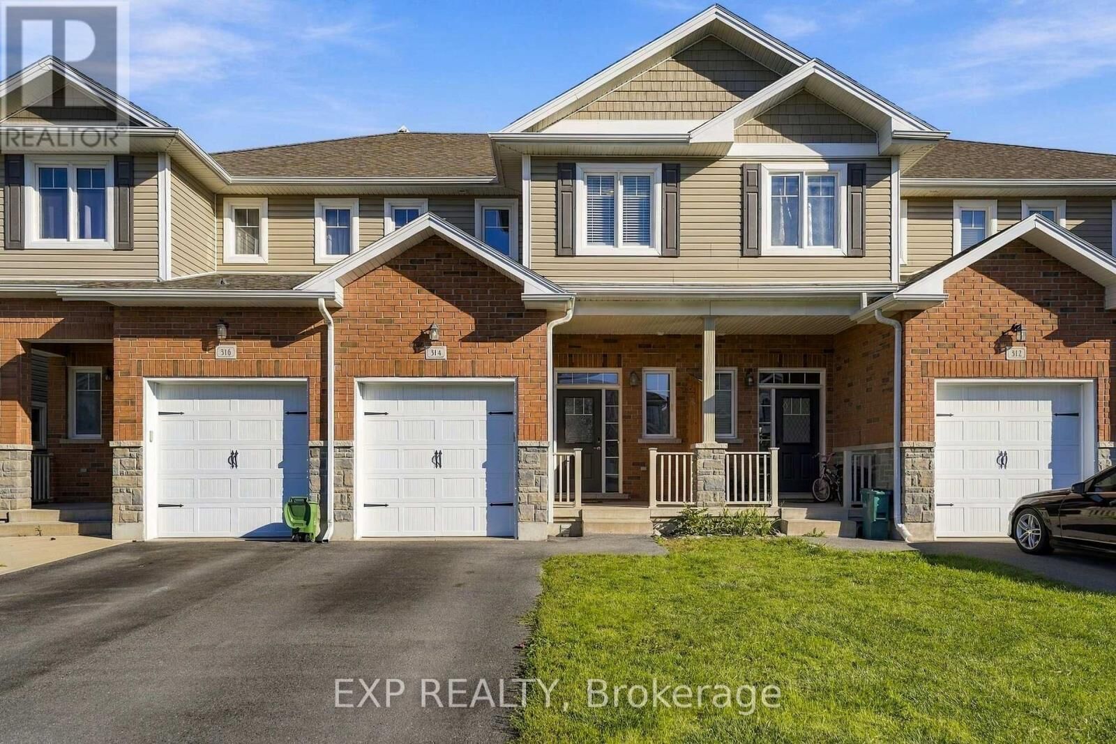 Property Photo: 314 Janette Street ON K7P 0K8