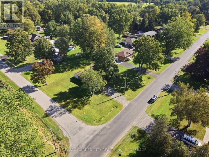 Property Photo:  125 Inman Road  ON N1A 3B7 
