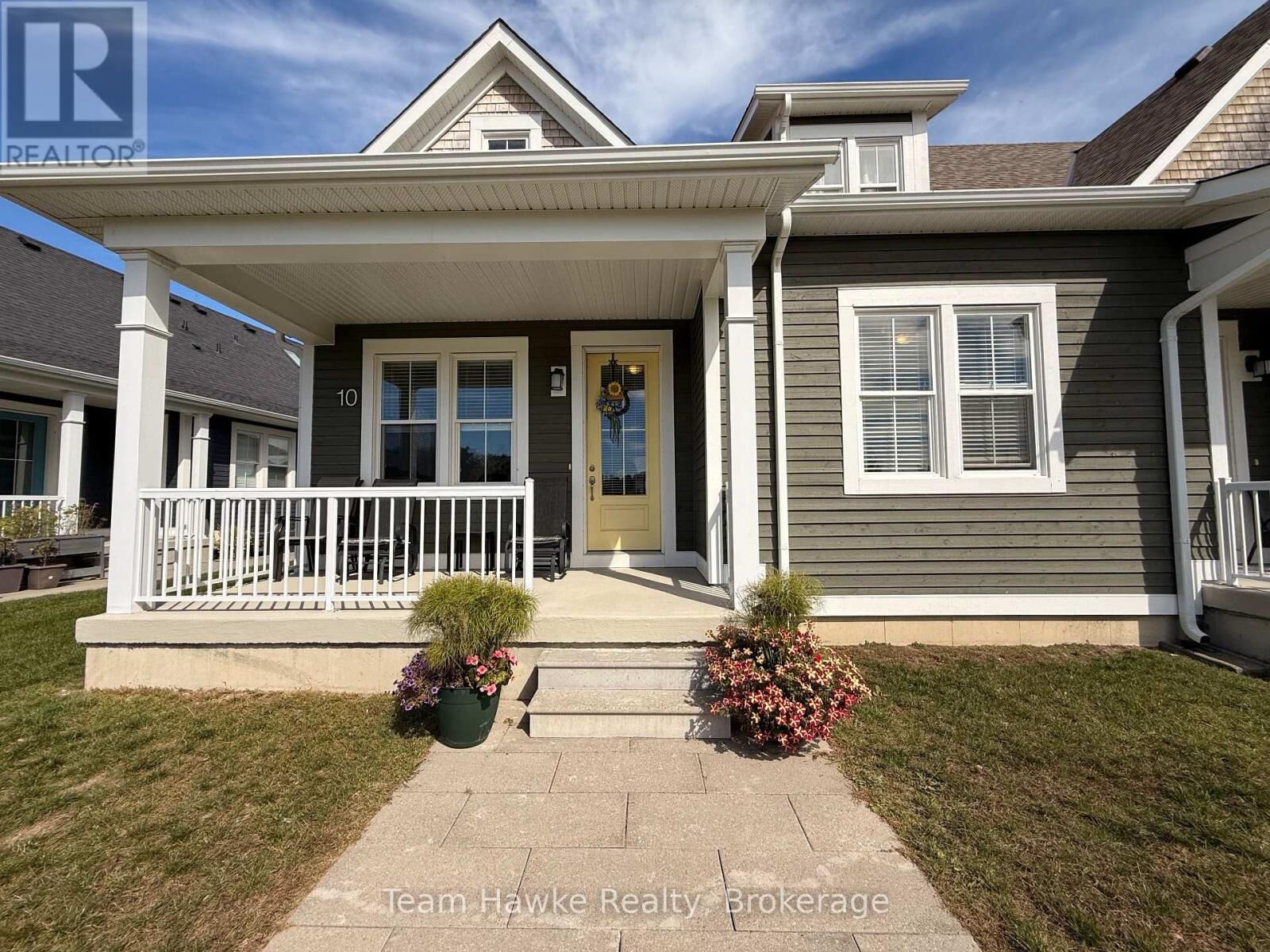 Property Photo:  10 Samantha Lane 25  ON L4R 0H4 