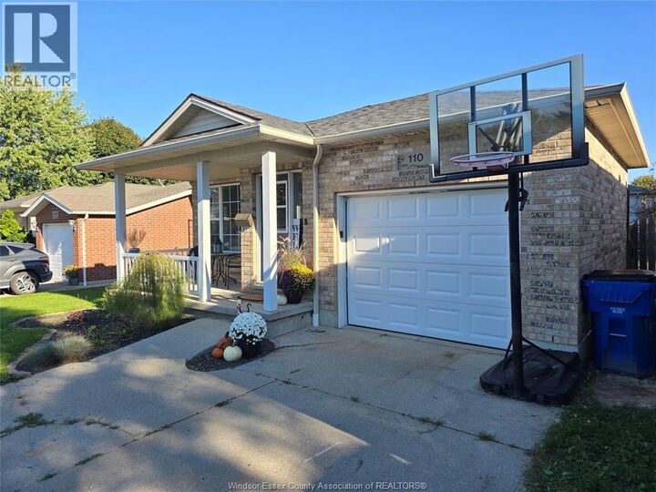 Property Photo:  110 Greenfield Lane  ON N7L 5N5 