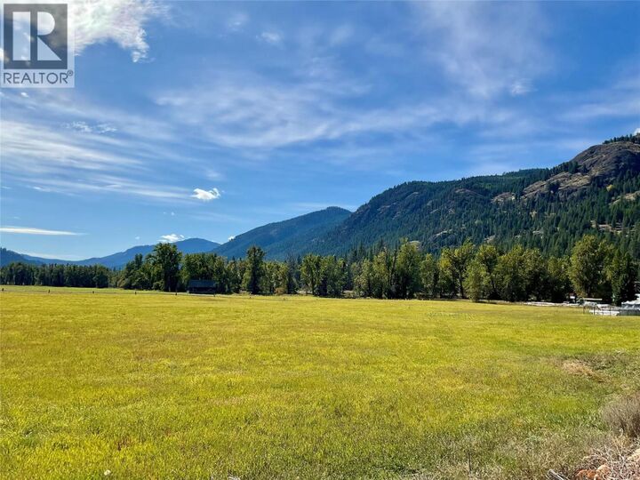 Property Photo:  388 Fourth Avenue  BC V0H 1M0 