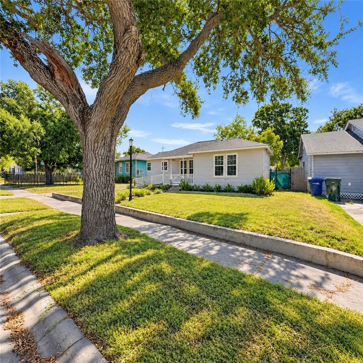 Property Photo:  645 McClendon Street  TX 78404 