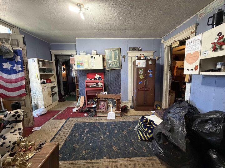Property Photo:  403 W Wood Street  WV 26456 