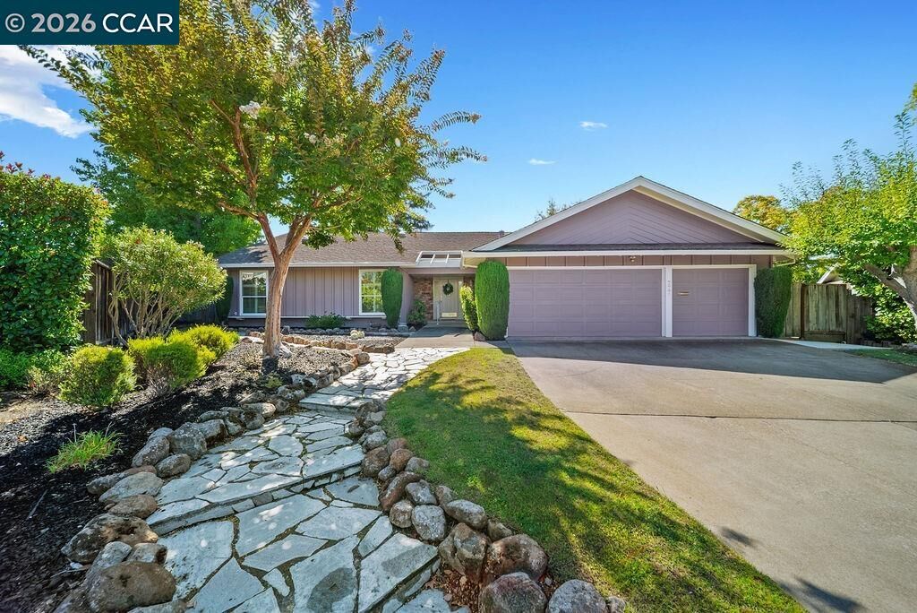 Property Photo: 777 Palomino Ct CA 94596