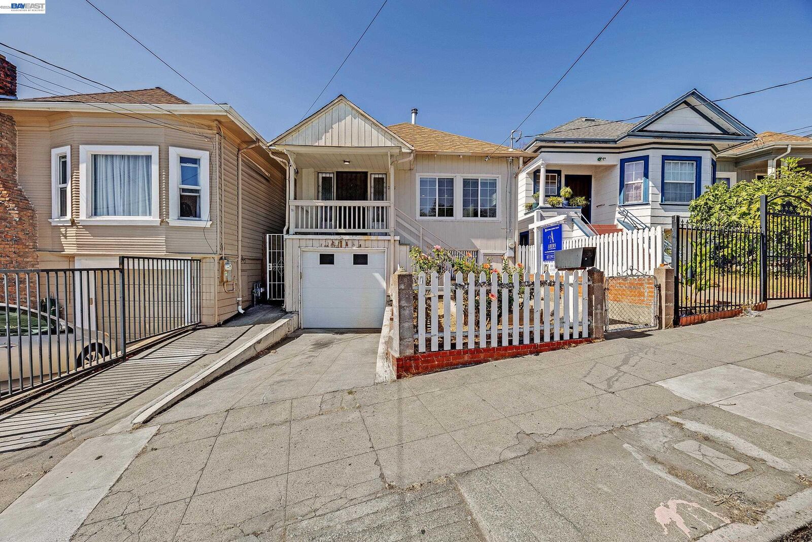 Property Photo: 2711 13th Ave CA 94606